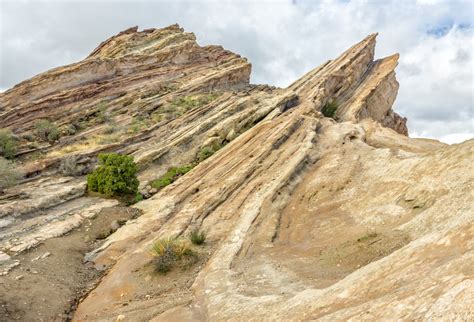 After The Rain Natural Beauty Of Vasquez Rocks Park Photo Background And Picture For Free