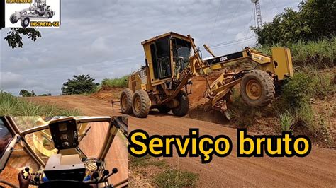 Subindo Na Rampa Em Cena Dupla Motoniveladora Caterpillar 120K