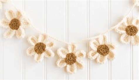 Crochet Garland Patterns for Every Season - Crochet 365 Knit Too