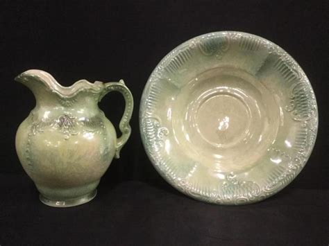 Lovely Vintage Arnels Pottery Pitcher And Bowl Set