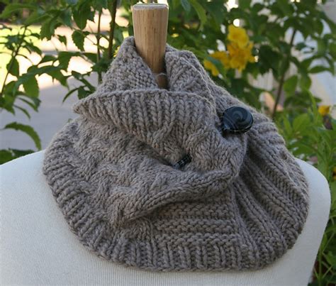 Ravelry Chantillon Cowl Pattern By Emily KW