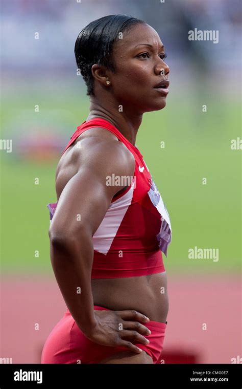 04.08.2012 Stratford, England. Americas Carmelita Jeter (USA) wins her ...