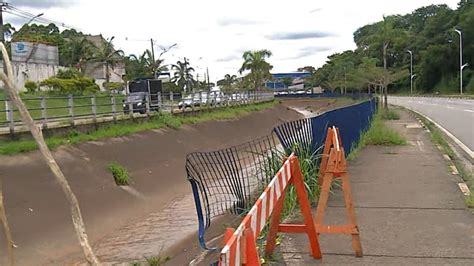 Depois de acidentes Arujá faz estudo para readequação de avenida onde