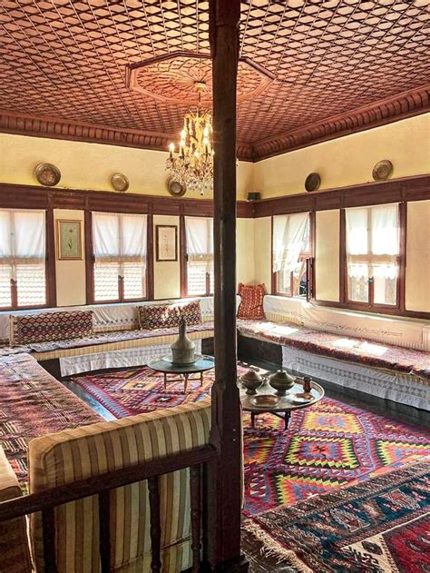 Traditional turkish house interior | Geleneksel ev, Ev salonu, Ev için