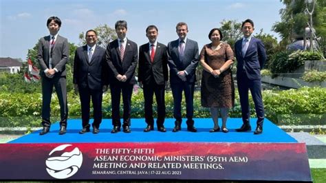 Eria Presents Deliverables At The Th East Asia Summit Eas Economic