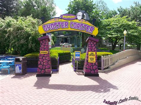 Insanity Lurks Inside Park Review Canadas Wonderland