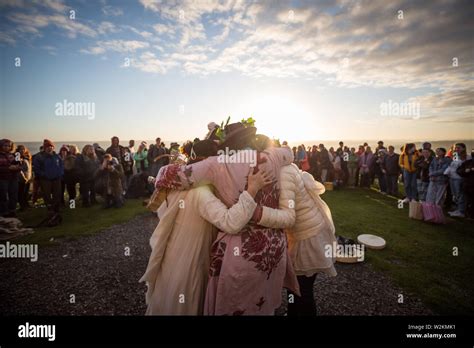 Summer Solstice Glastonbury Tor Hi Res Stock Photography And Images Alamy