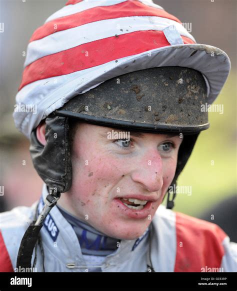 Jockey Tom Obrien Nach Dem Sieg Auf Dream Alliance In Der Coral Welsh