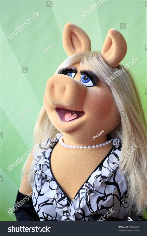 Miss Piggy Pigging Out