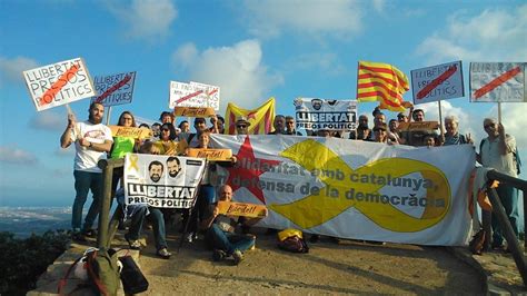 Ciutadans Del Pa S Valenci Pugen Al Garb Per Reclamar L Alliberament