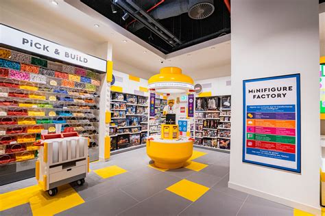 A Personaliza O Da Lego A Lingerie Ic Nica Da Victorias Secret E A Tecnologia Da Zara