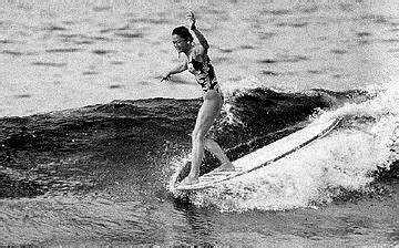 Pin by Denis Romanello on Retro Surf | Surfing photography, Beach ...