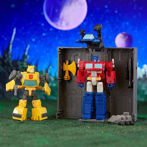 Transformers Optimus Prime And Bumblebee Take A Road Trip With Hasbro