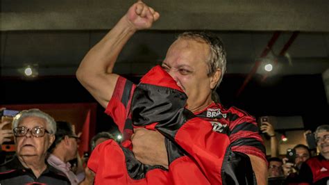 Dolo Do Flamengo Leandro Agradece Homenagem Feita Por Torcedores