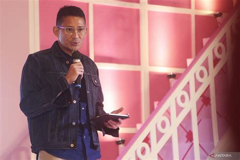 Menparekraf Apresiasi Hadirnya Produk Lokal Di Lazada Fest