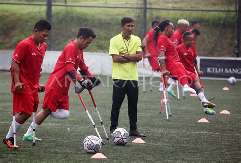 LATIHAN PERDANA TIMNAS AMPUTASI JELANG PIALA DUNIA ANTARA Foto