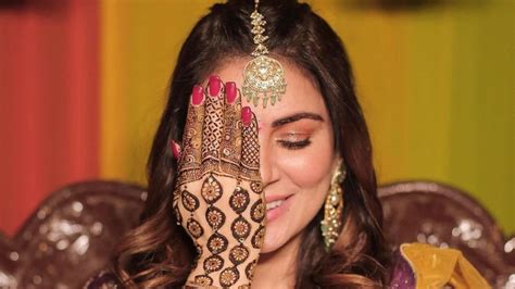 Shraddha Arya Looks Radiant At Her Mehendi Ceremony Flaunts Engagement