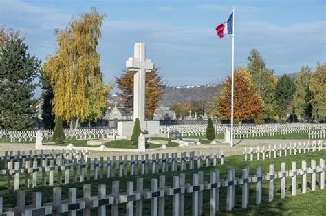 La N Cropole Nationale De Verdun Faubourg Pav Chemins De M Moire