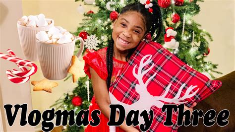 Vlogmas Day 3 Decorating My Christmas Tree And Making Hot Coco ☕️🎄 Youtube