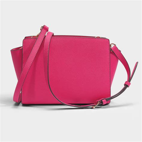 Michael Michael Kors Selma Medium Messenger Bag In Ultra Pink Saffia Leather Lyst