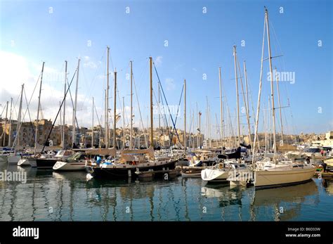 Grand Harbour Marina In Valletta Stock Photo - Alamy