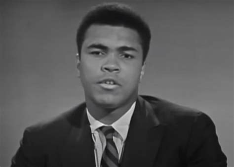 muhammad ali boxer  philanthropist biography age  married life