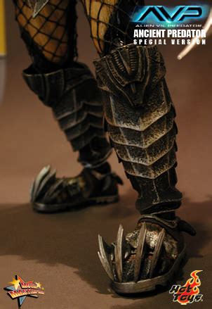 Hot Toys MMS 30 AVP Ancient Predator Special Version Hot Toys Complete Checklist