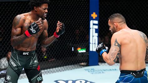 ‘do You Smell Weed Kevin Holland Has Daniel Cormier And Joe Rogan