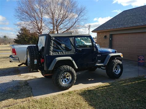 Rough Country 4in Suspension Lift Kit For 97 06 Jeep Wrangler Tj