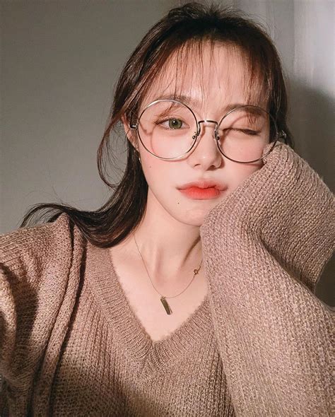 Pin Oleh Kirishin Di Girl Xinh 5 Ulzzang Gadis Korea Wanita Gadis Cantik