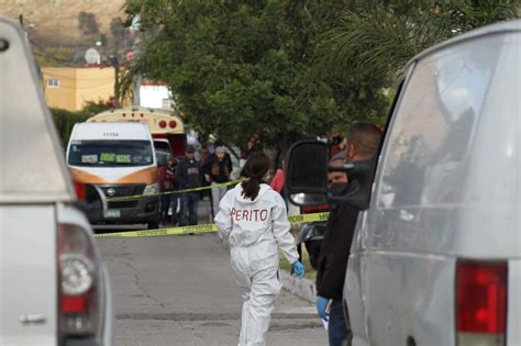 Hallan Dos Cabezas Y Una Narcomanta En Tijuana Semanario Zeta