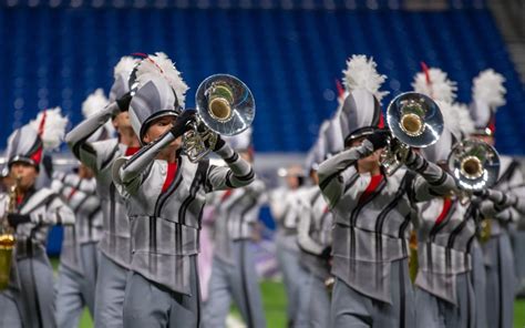 How to Master Stagger-Breathing Techniques in Marching Bands