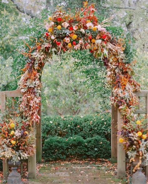 Cozy And Lovely Rustic Fall Wedding Arches Weddingomania