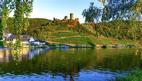 Moselstern Hotel Zum Guten Onkel In Bruttig Fankel Mosel Zubr