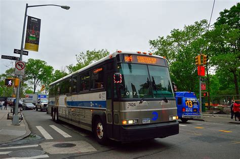 MTA Bus Company 2002 MCI D4500 7424 Operating On The BM4 T Flickr