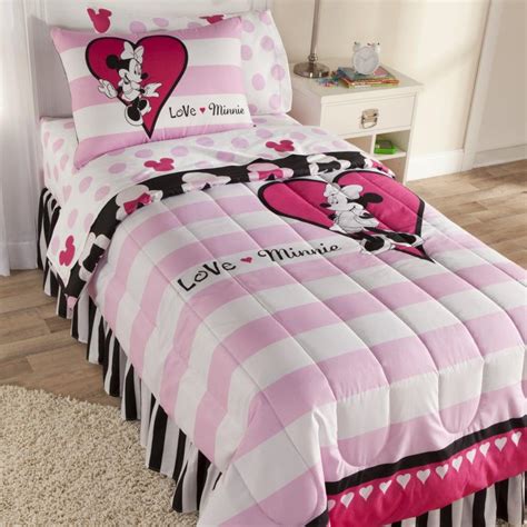 Disney Minnie Mouse Reversible Comforter Set