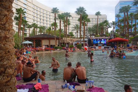 Poolside Cabana at the Hard Rock Hotel (Las Vegas) – Social Vixen