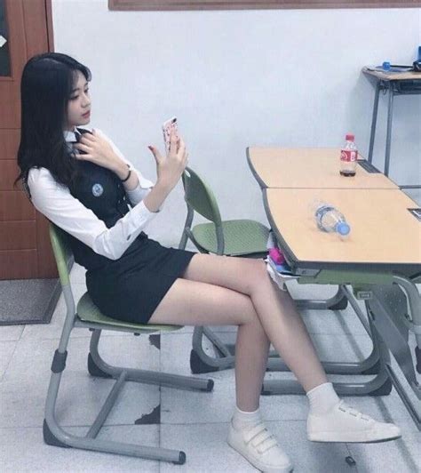 교복에 있는 정님의 핀 한국 여자 패션 귀여운 소녀들 소녀 의상 Hot Sex Picture Sexiezpicz Web Porn