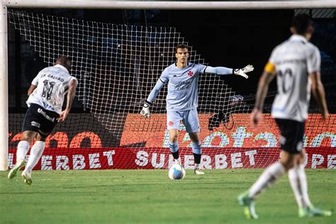 De olho no rival Vasco também está escalado para o clássico deste