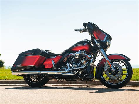 New 2021 Harley Davidson Cvo™ Street Glide® Great White Pearl