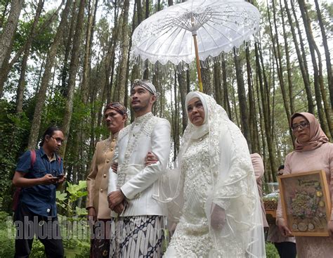 Prosesi Akad Nikah Syahnaz Sadiqah Dan Jeje Govinda Berlangsung Khidmat