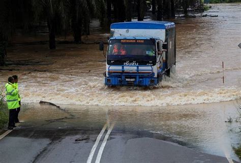 Carian Mengenai Topik Baik Pulih Jalan Raya Astro Awani