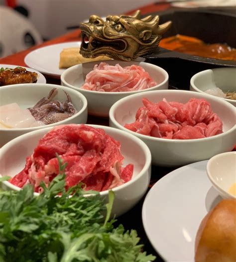 Hot Pot Legend Signs Deal At One Loudoun The Burn