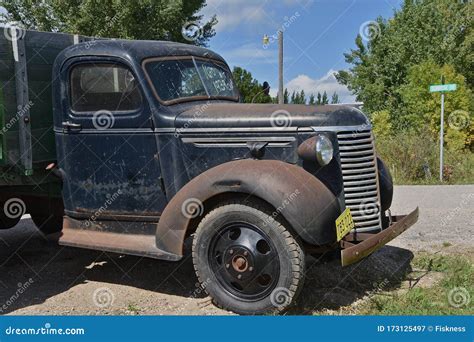 Viejo Camión Chevy De Una Tonelada En 1939 Fotografía editorial