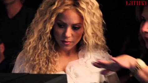 Shakira Behind The Scenes At Her Latina Cover Shoot Hd Youtube