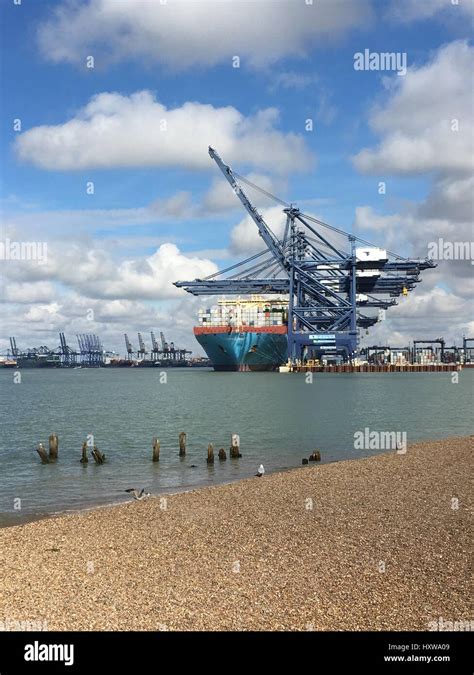 Port of Felixstowe Stock Photo - Alamy