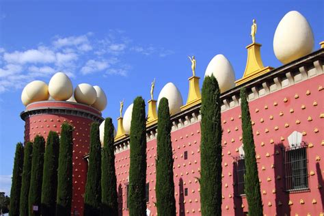 Turismo Figueres visitas cerca de Barcelona Museo de Dalí 101viajes