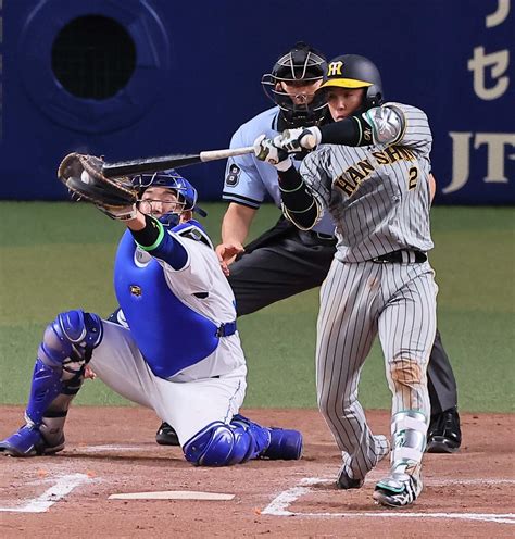 【阪神】これが岡田野球や！梅野隆太郎押し出し四球でしぶ～く勝ち越し、派手さなしも主導権握る プロ野球写真ニュース 日刊スポーツ