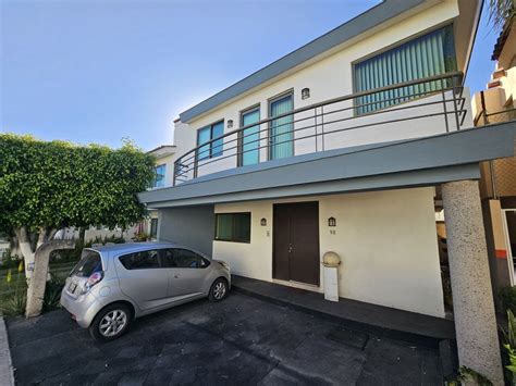 Casa En Venta En Calle Blvd Prol Mariano Otero Nueva Galicia