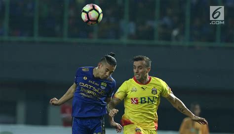 Bhayangkara FC Permalukan Persib Foto Liputan6